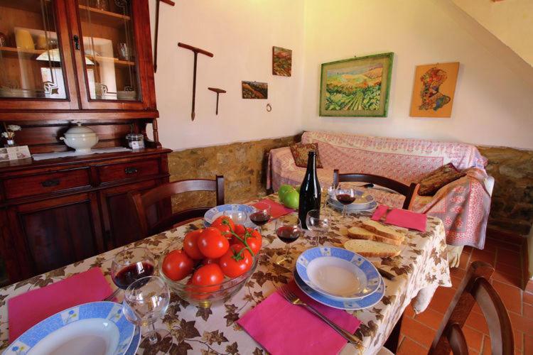 Podere Il Tigliolo กัสตีลีโยเน ดิ ออร์ชา ภายนอก รูปภาพ
