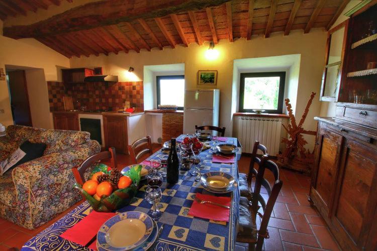 Podere Il Tigliolo กัสตีลีโยเน ดิ ออร์ชา ภายนอก รูปภาพ